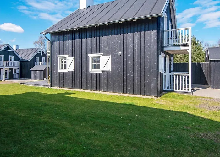 8 Person In Hébergement de vacances *